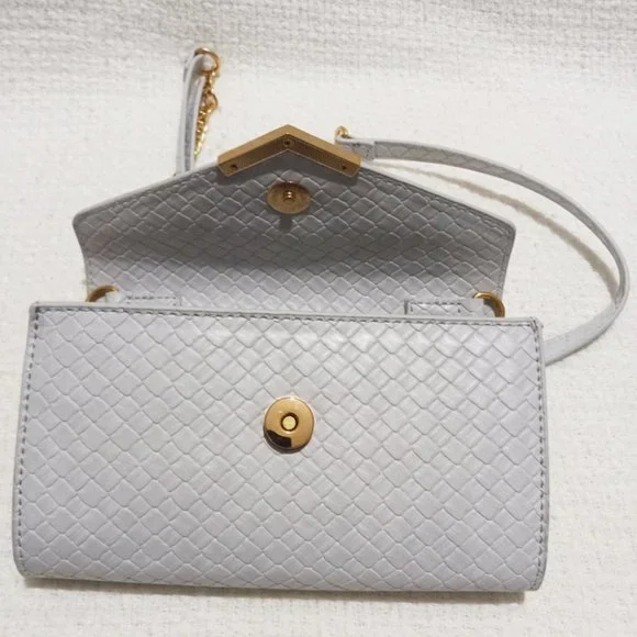 Urban Expressions Hester Gray Crossbody Bag - Picture 3 of 6